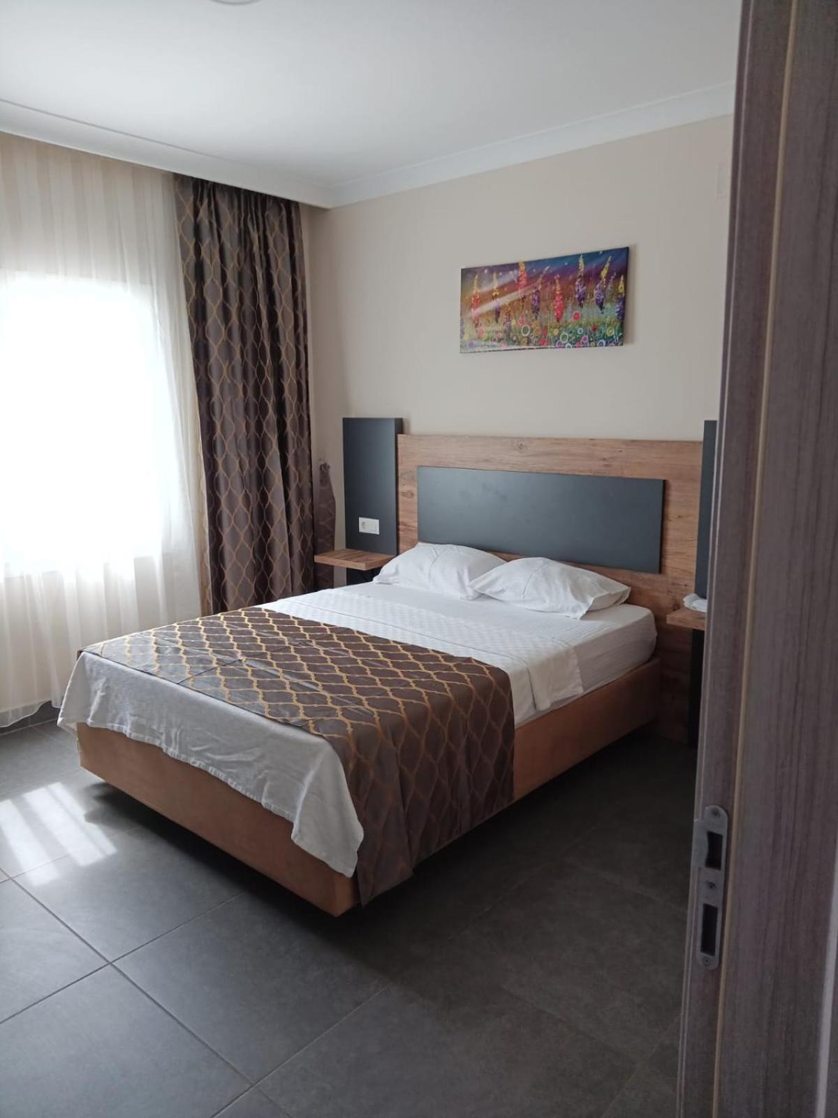 Club Efes Otel Silifke Exterior photo