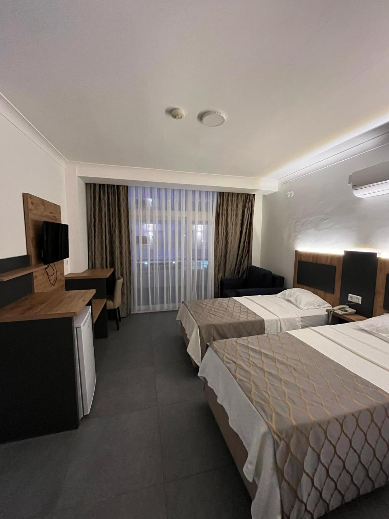 Club Efes Otel Silifke Exterior photo